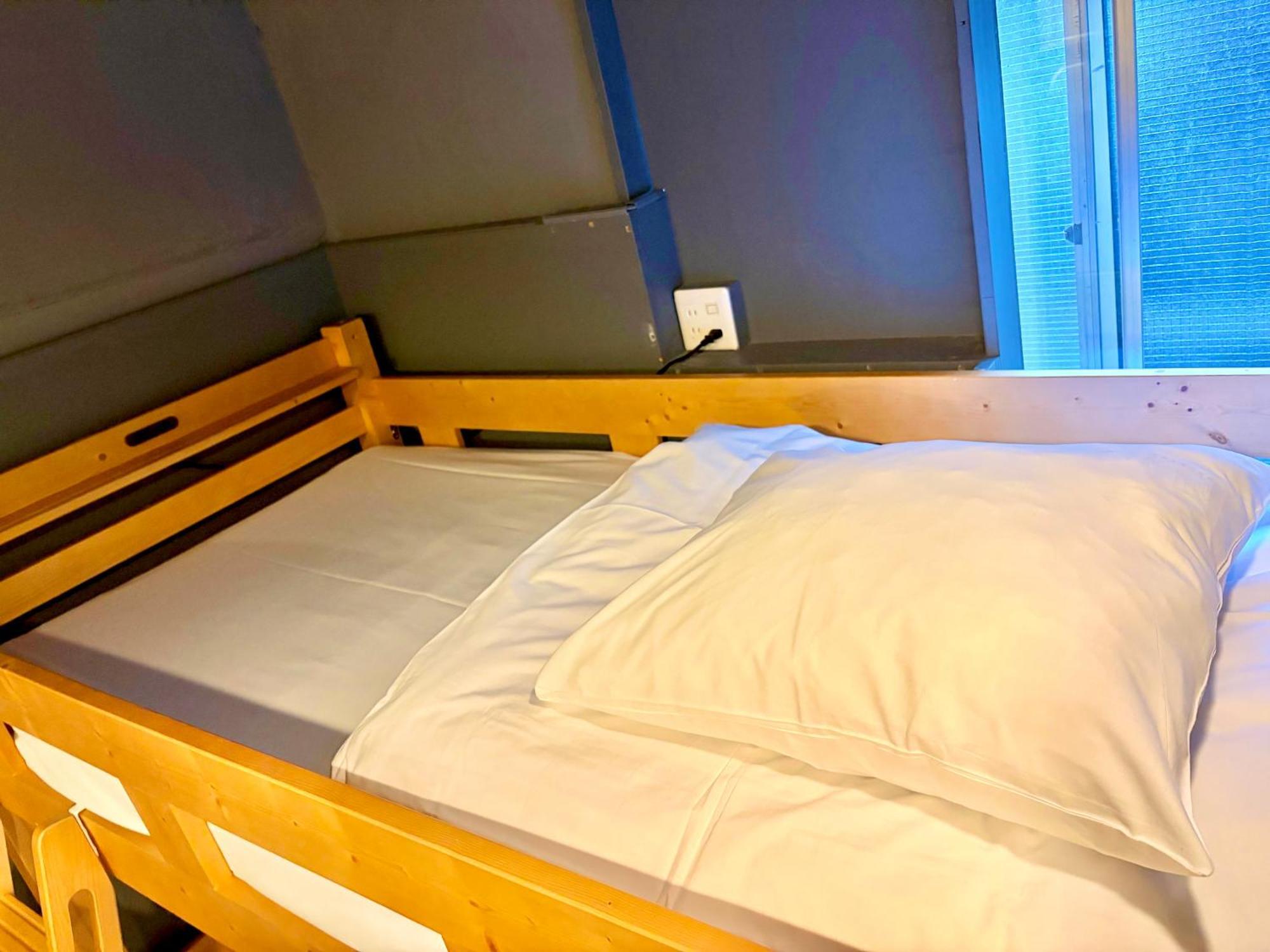 Rhodes Otsuka Hotel, Tokyo
